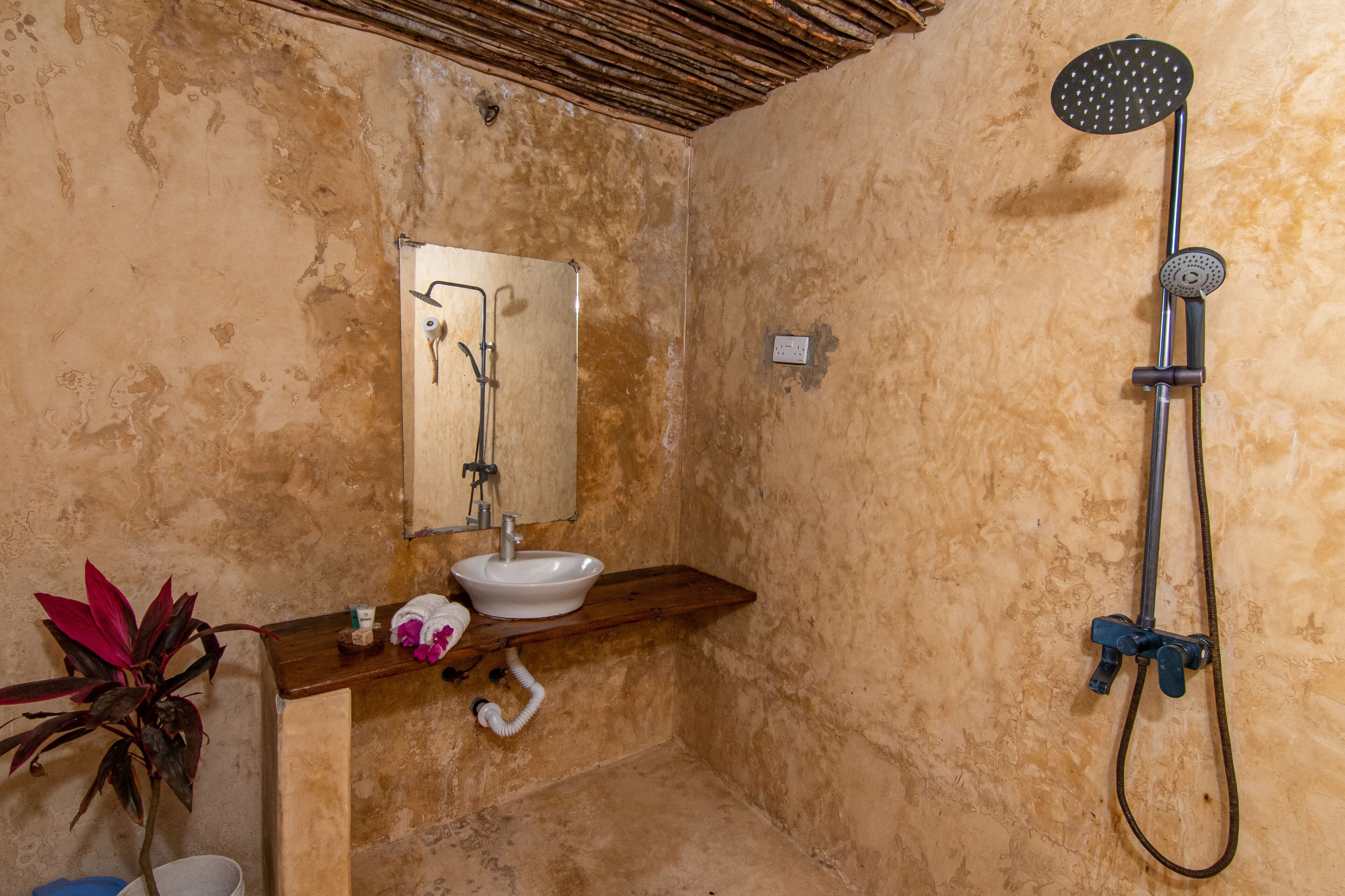 Kusini Beach Villas