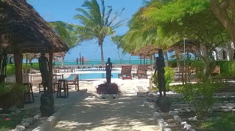 Nest Style Beach Zanzibar