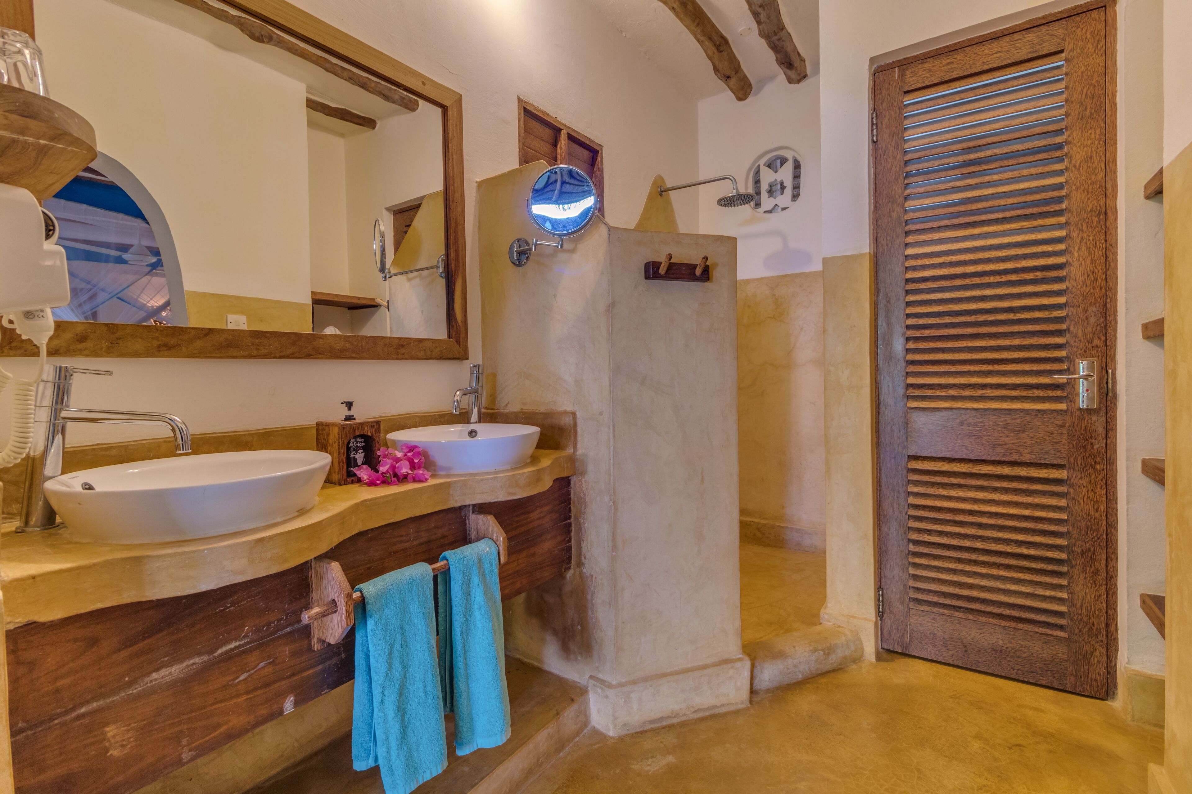 SeVi Boutique Hotel