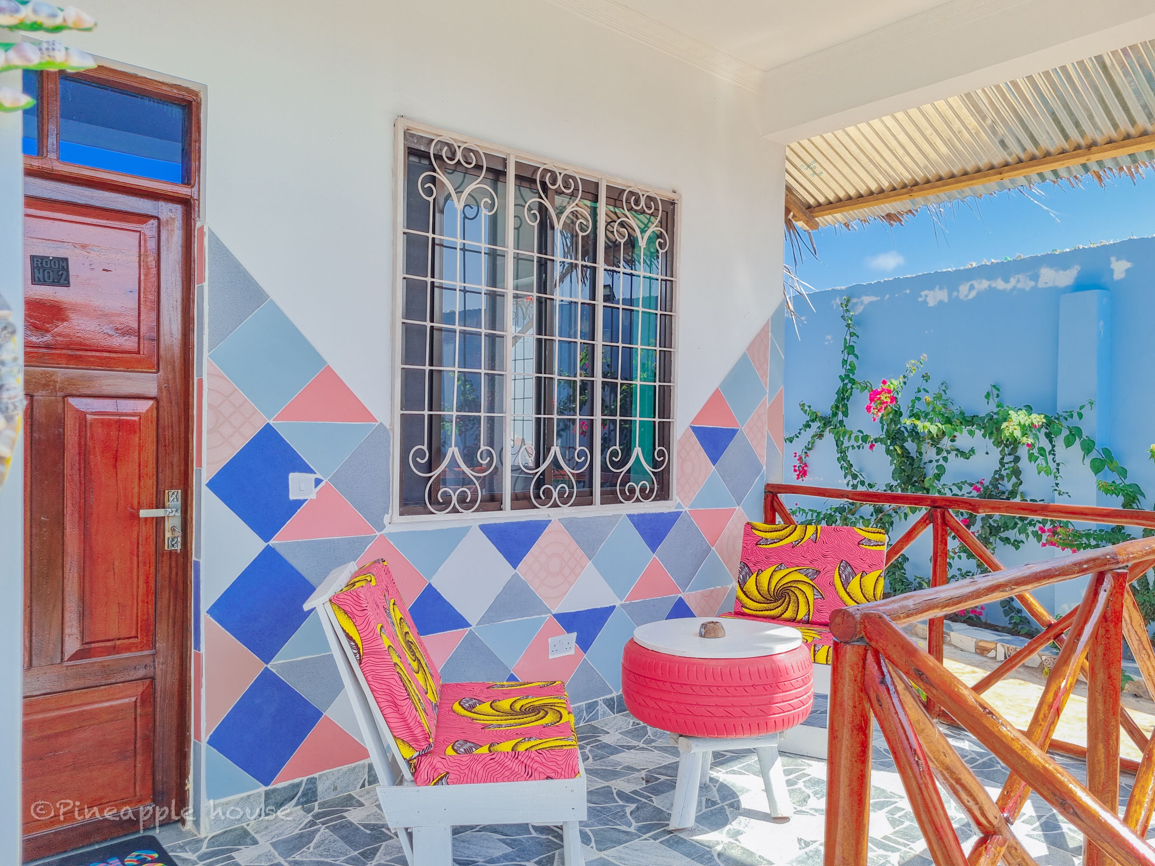Pineapple House