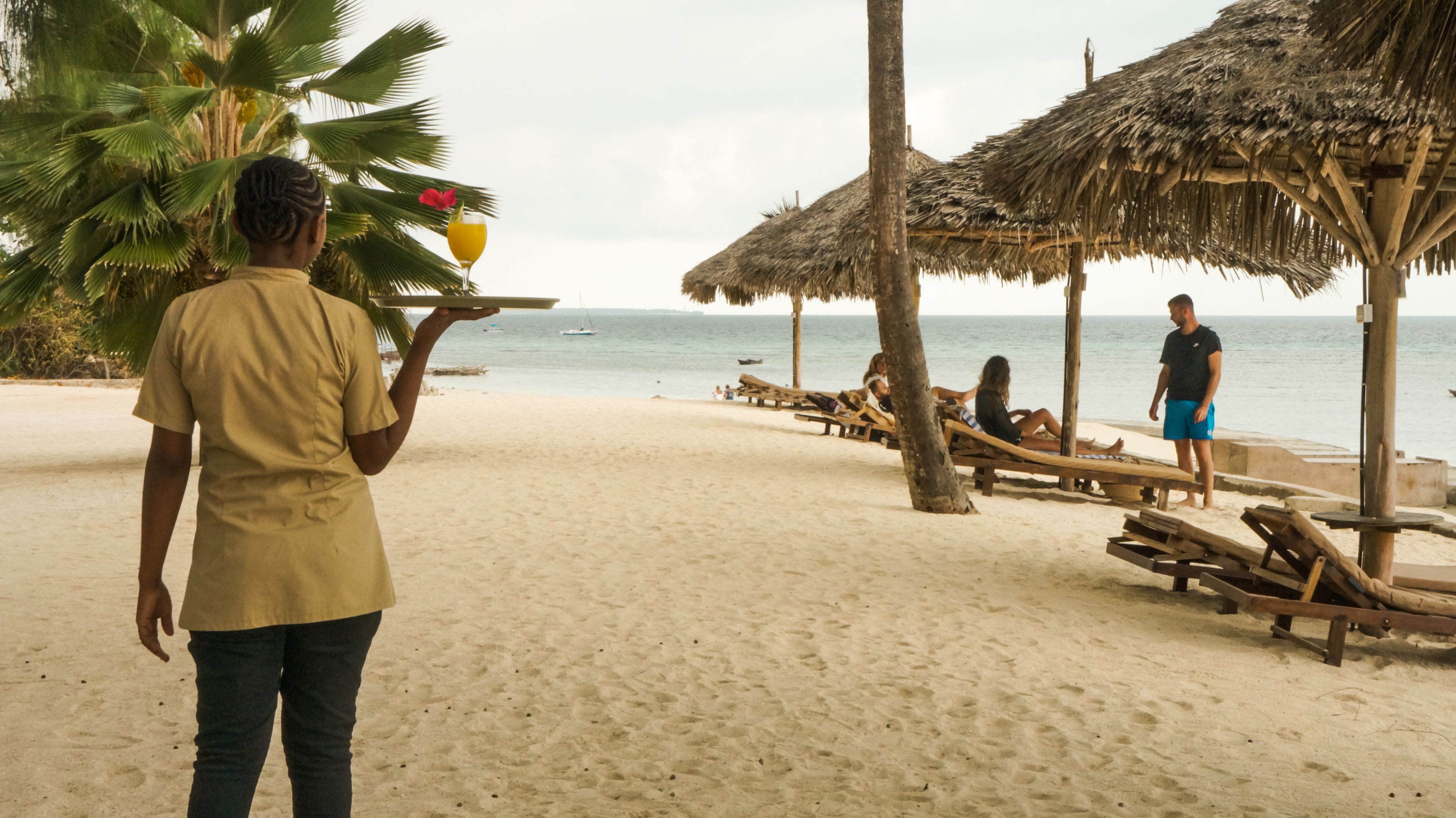 Smiles Beach Hotel