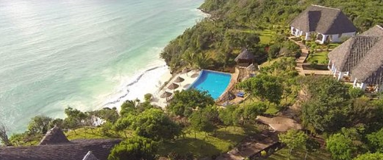 Pearl Beach by Sansi