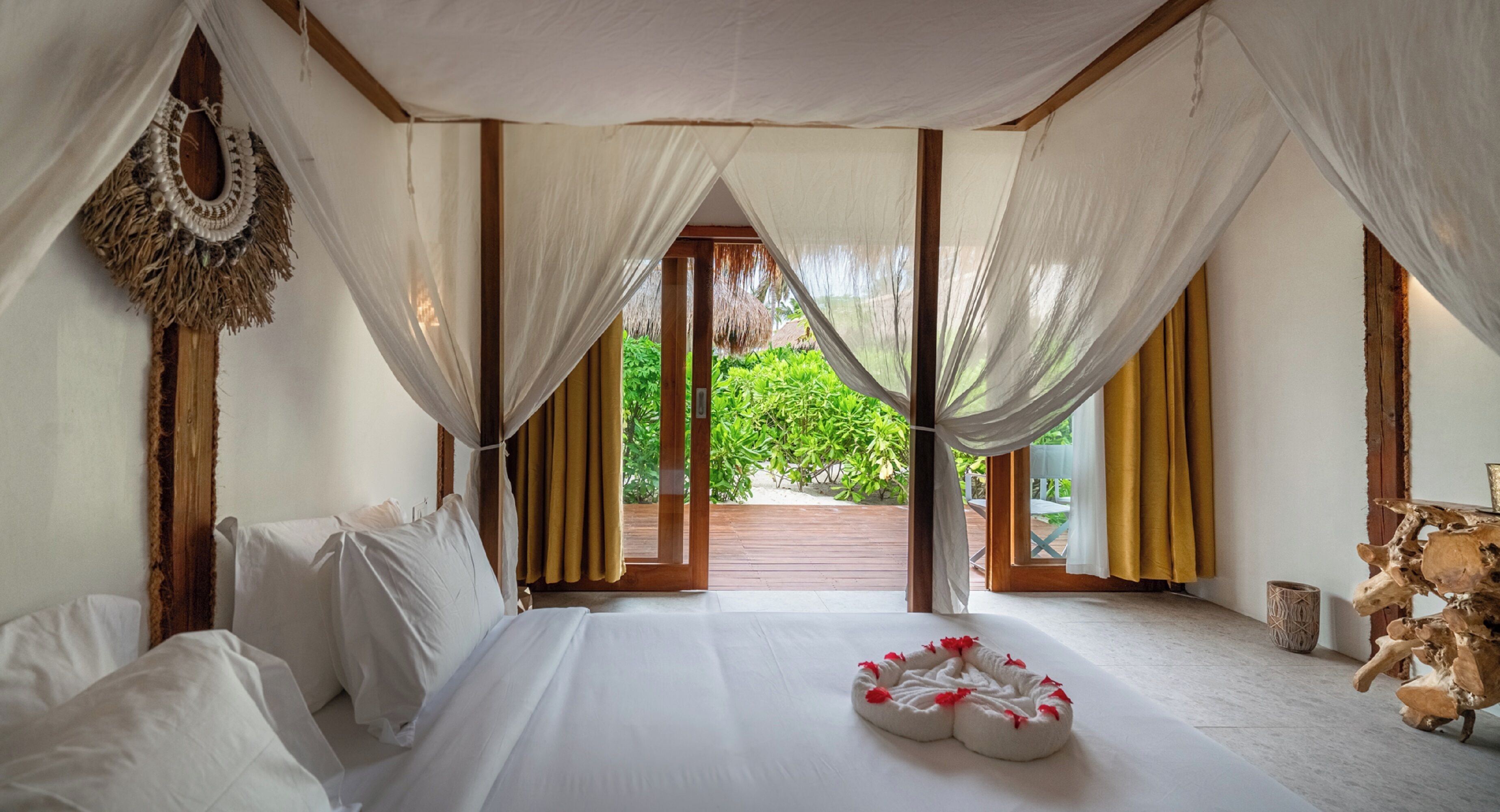 Sensations Eco Chic Hotel