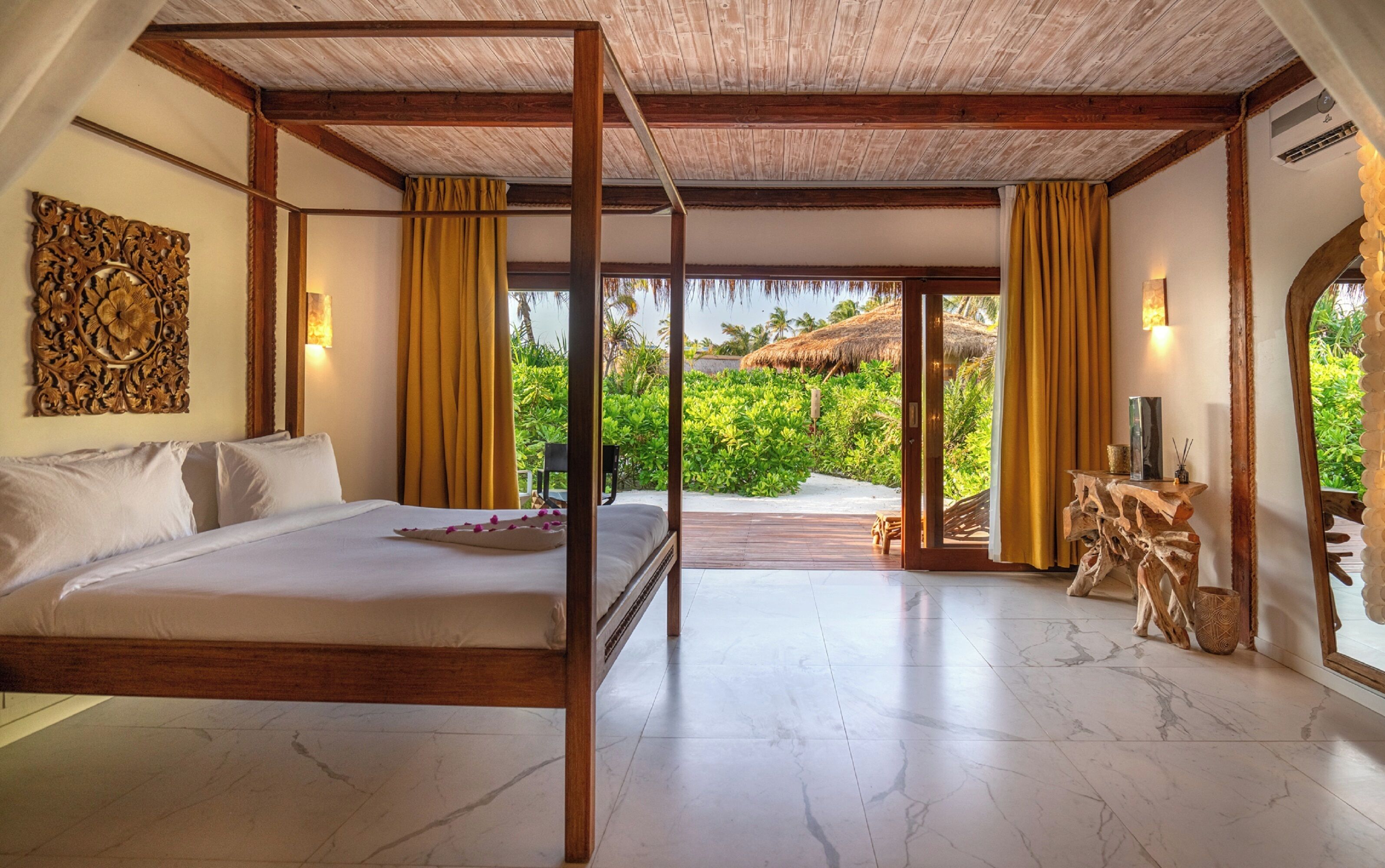 Sensations Eco Chic Hotel