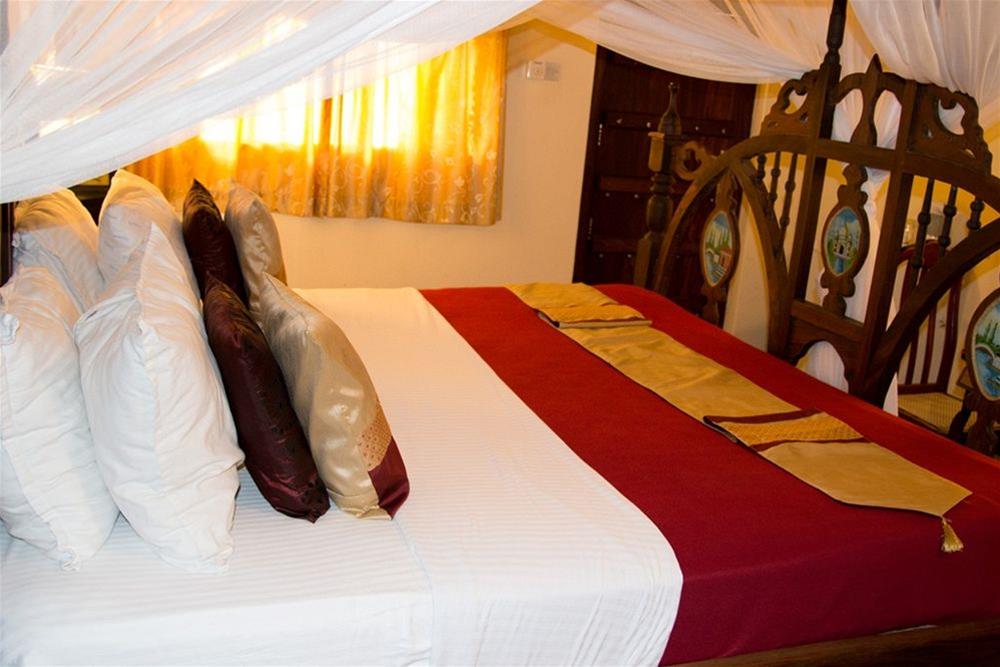 Tembo House Hotel & Apartments