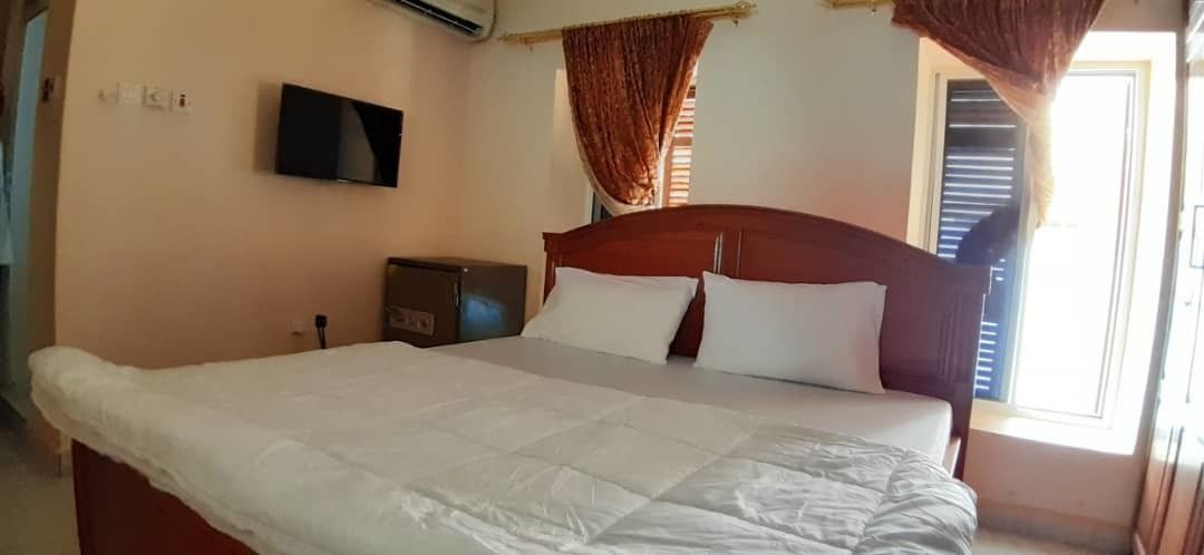 Venice Hotel And Apartment