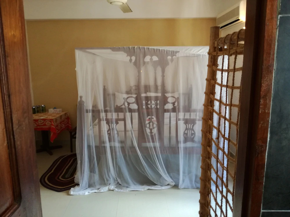 Moonshine Uroa Boutique Hotel