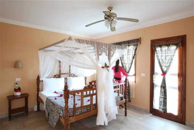 Jaz Amaluna Beach Resort - Adults Only