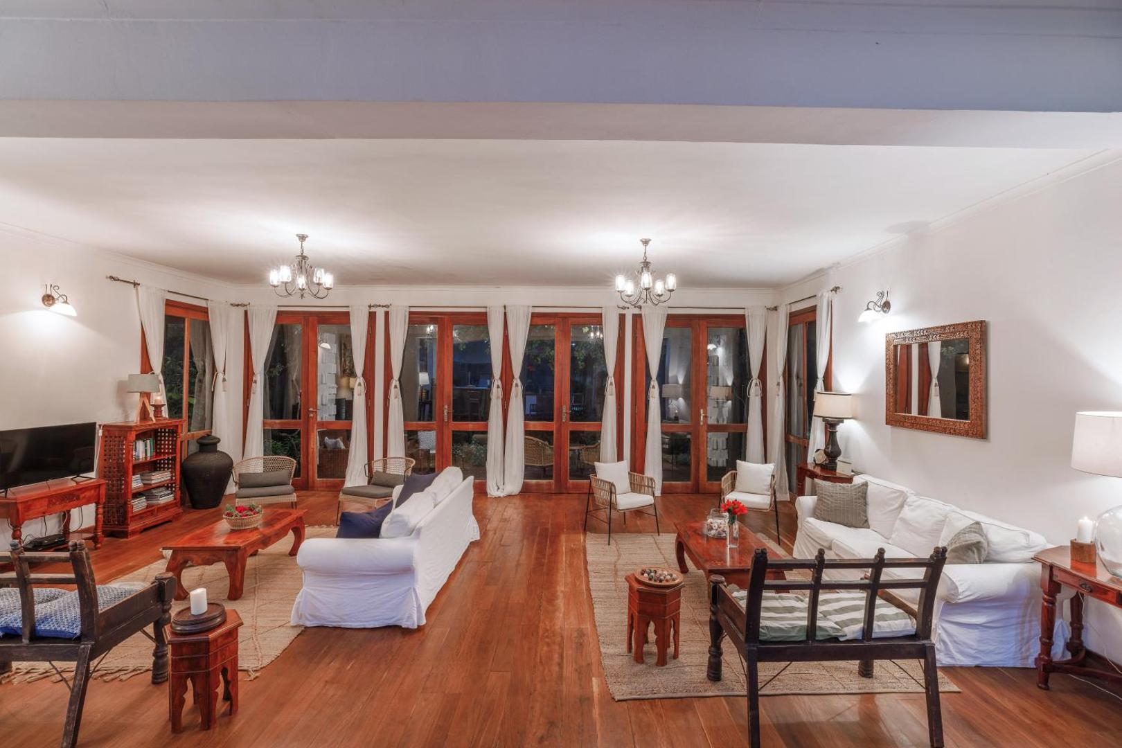 Kandili Villa