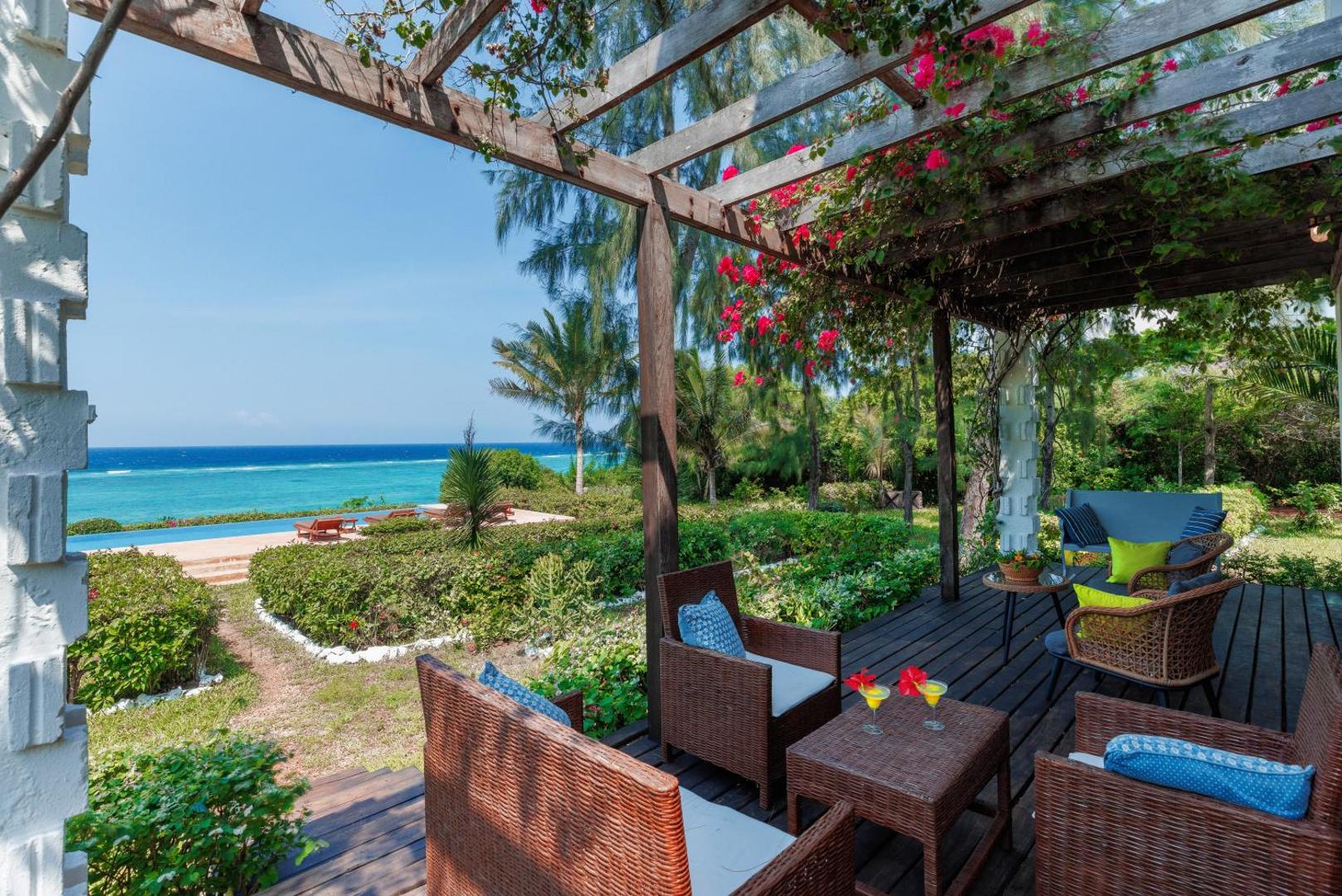 Kandili Villa