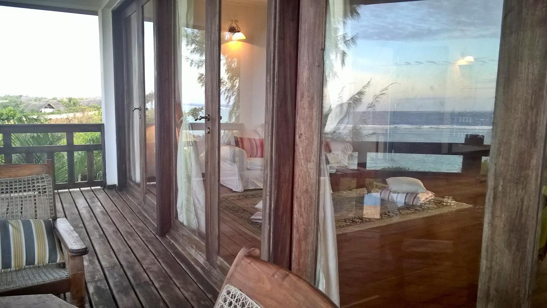 Kandili Villa