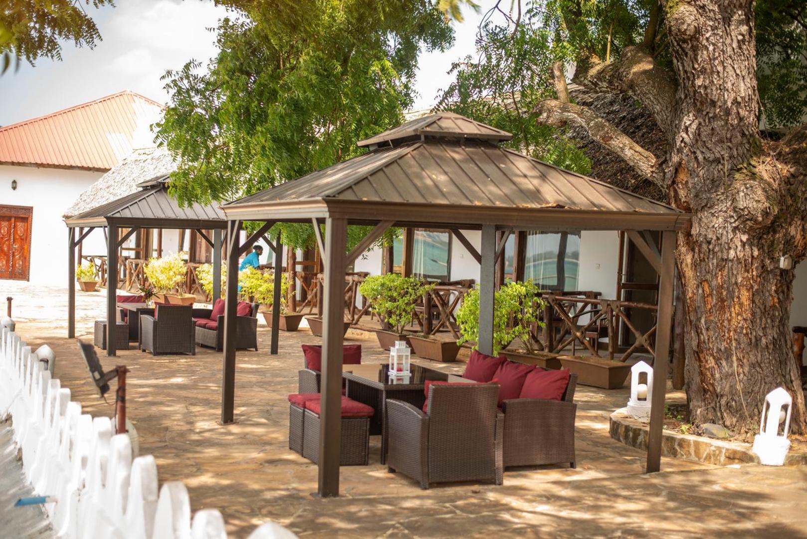 Sea View Hotel Mazizini
