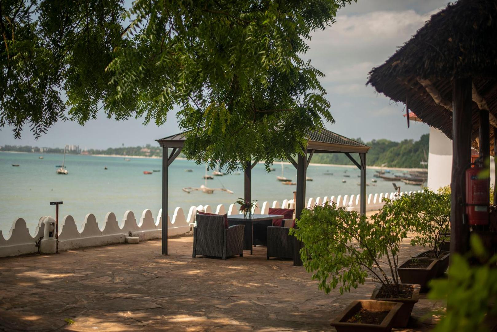 Sea View Hotel Mazizini