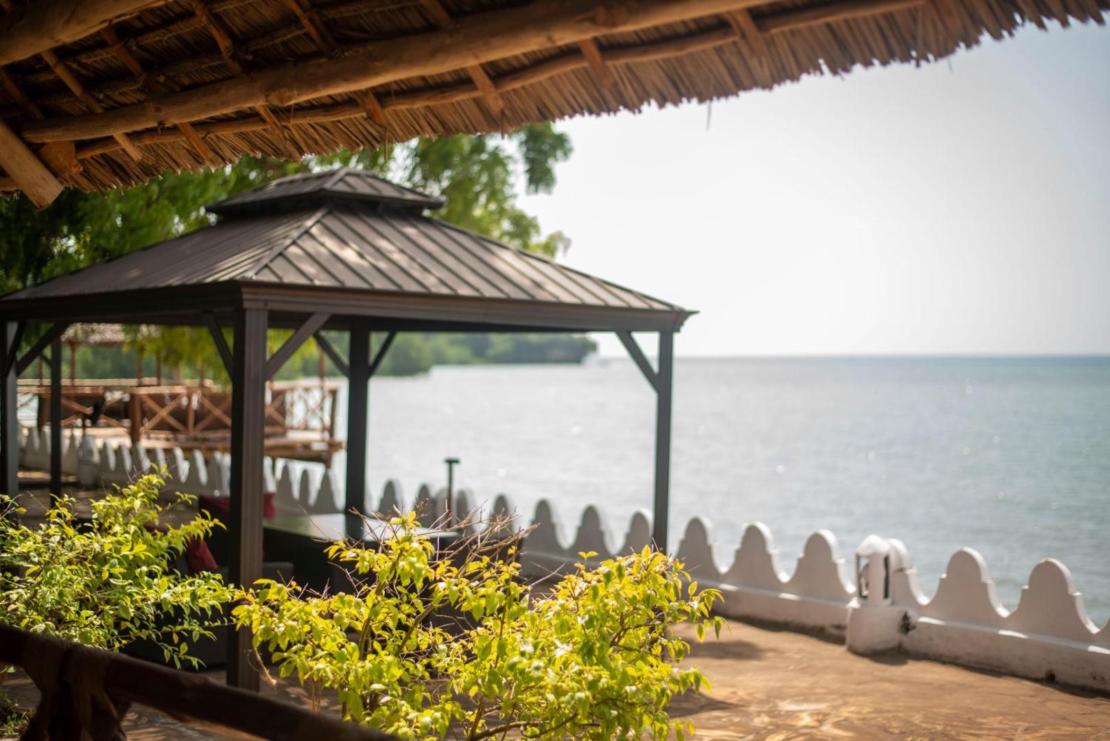 Sea View Hotel Mazizini