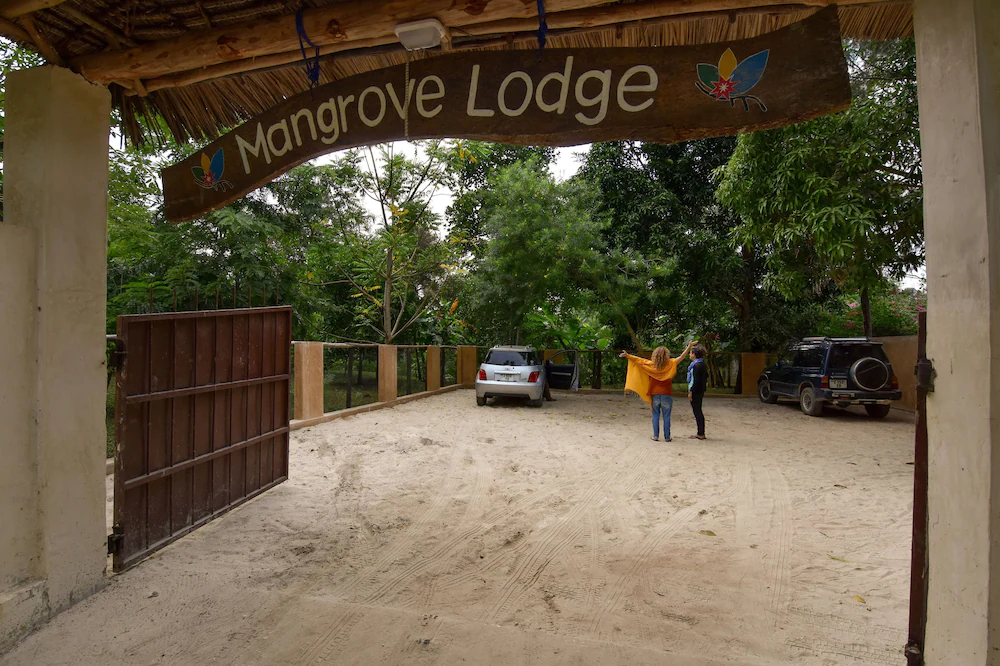 Mangrove Lodge