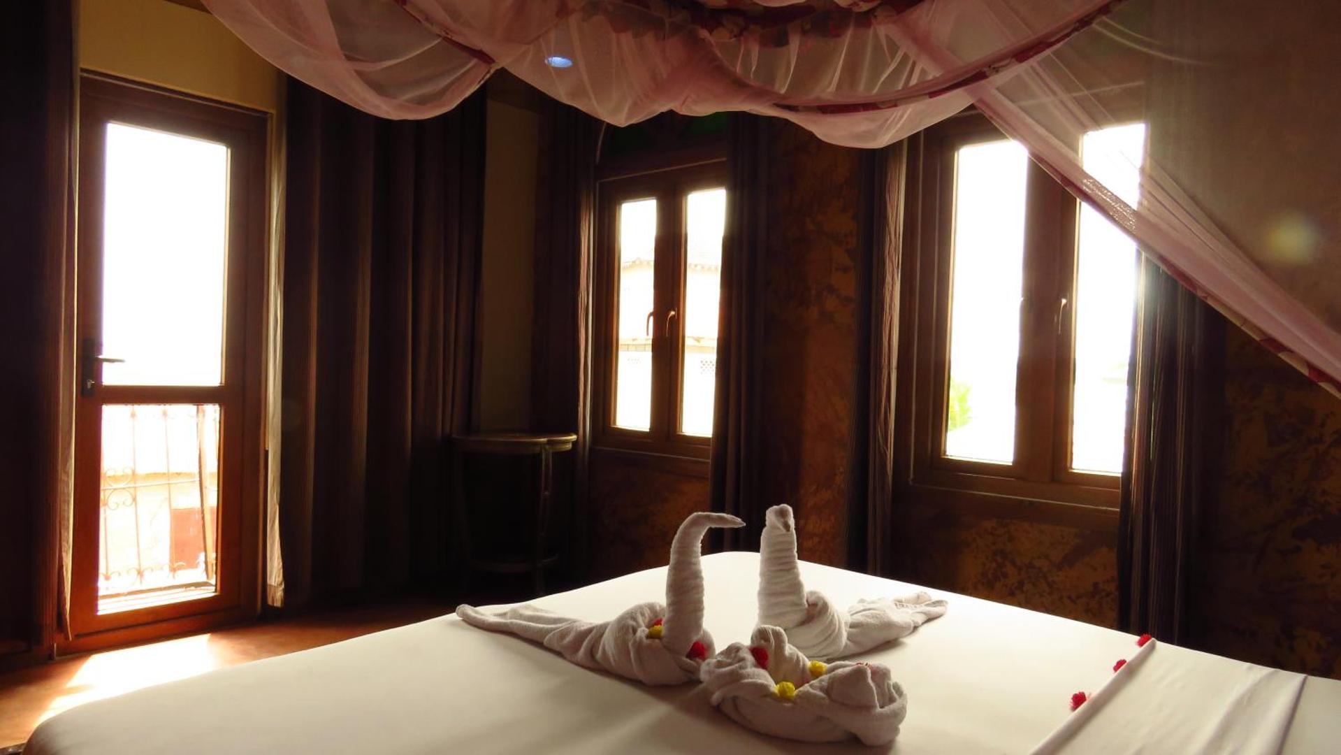 Rumaisa Hotel
