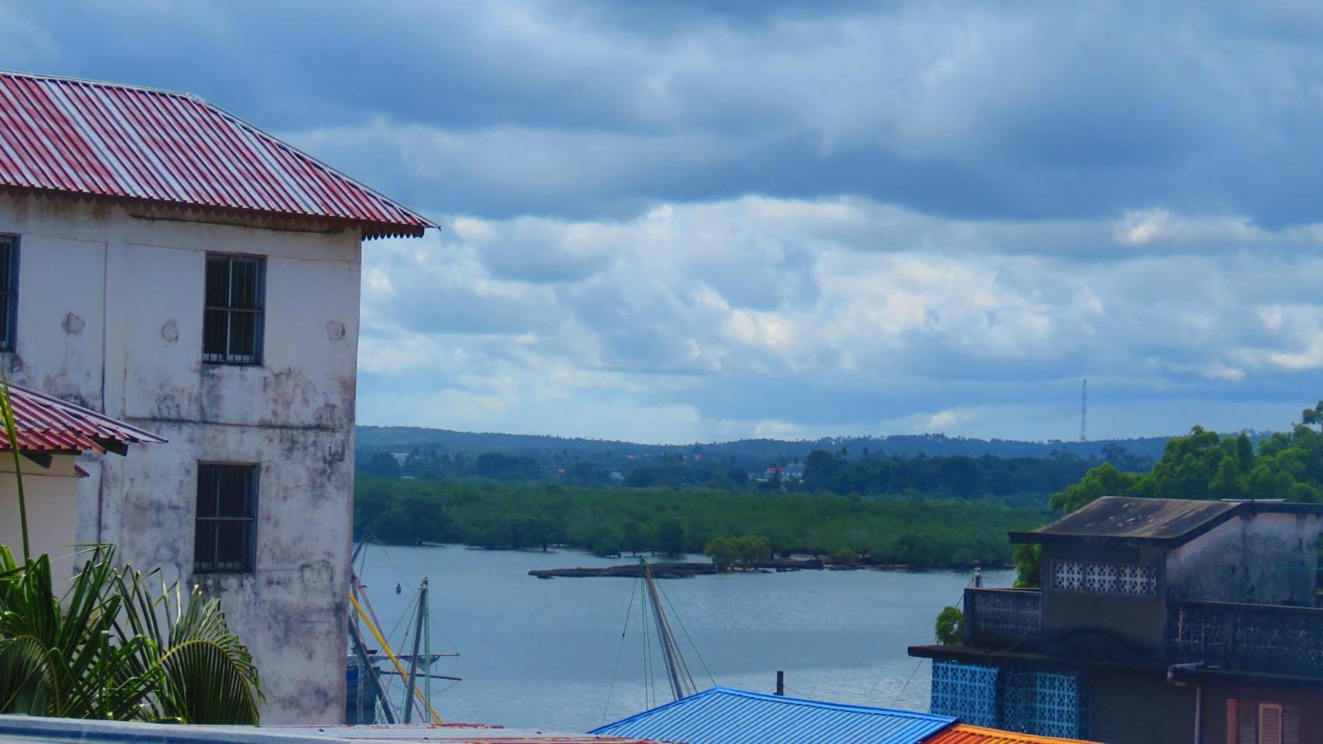 Rumaisa Hotel