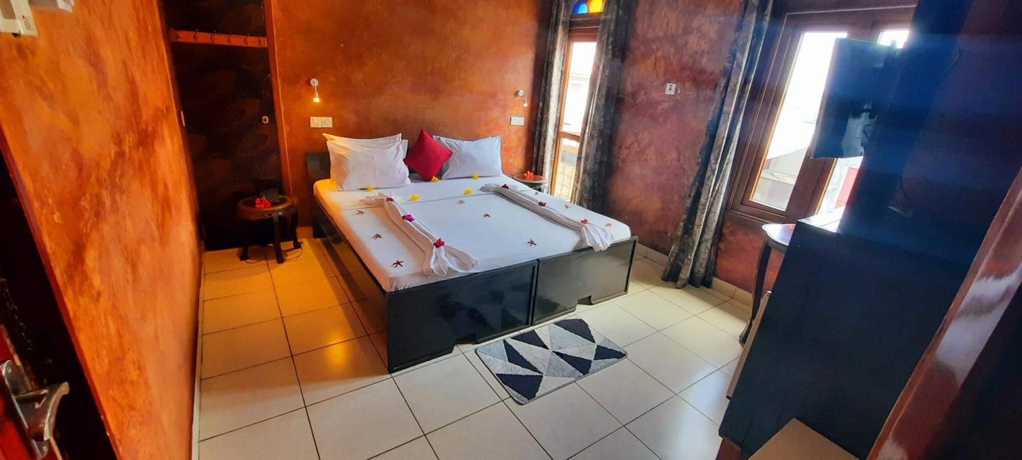 Rumaisa Hotel