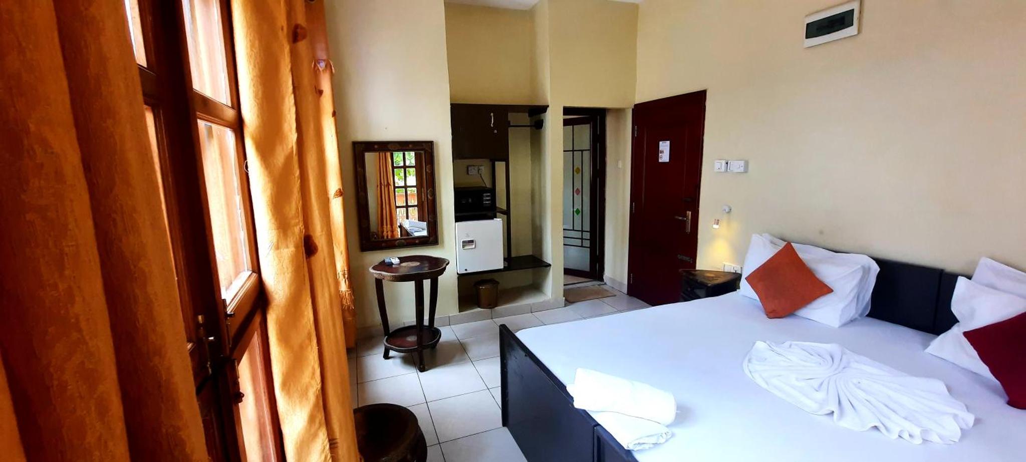 Rumaisa Hotel
