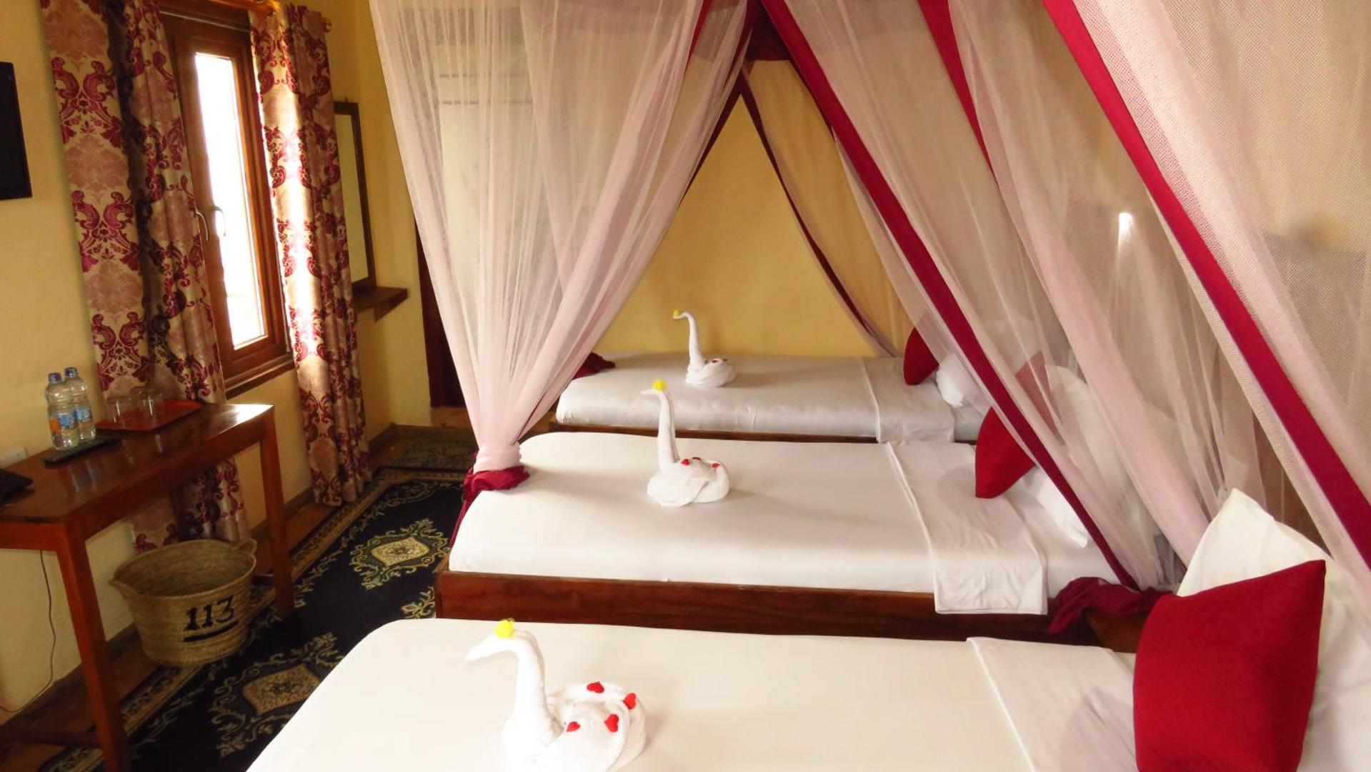 Rumaisa Hotel