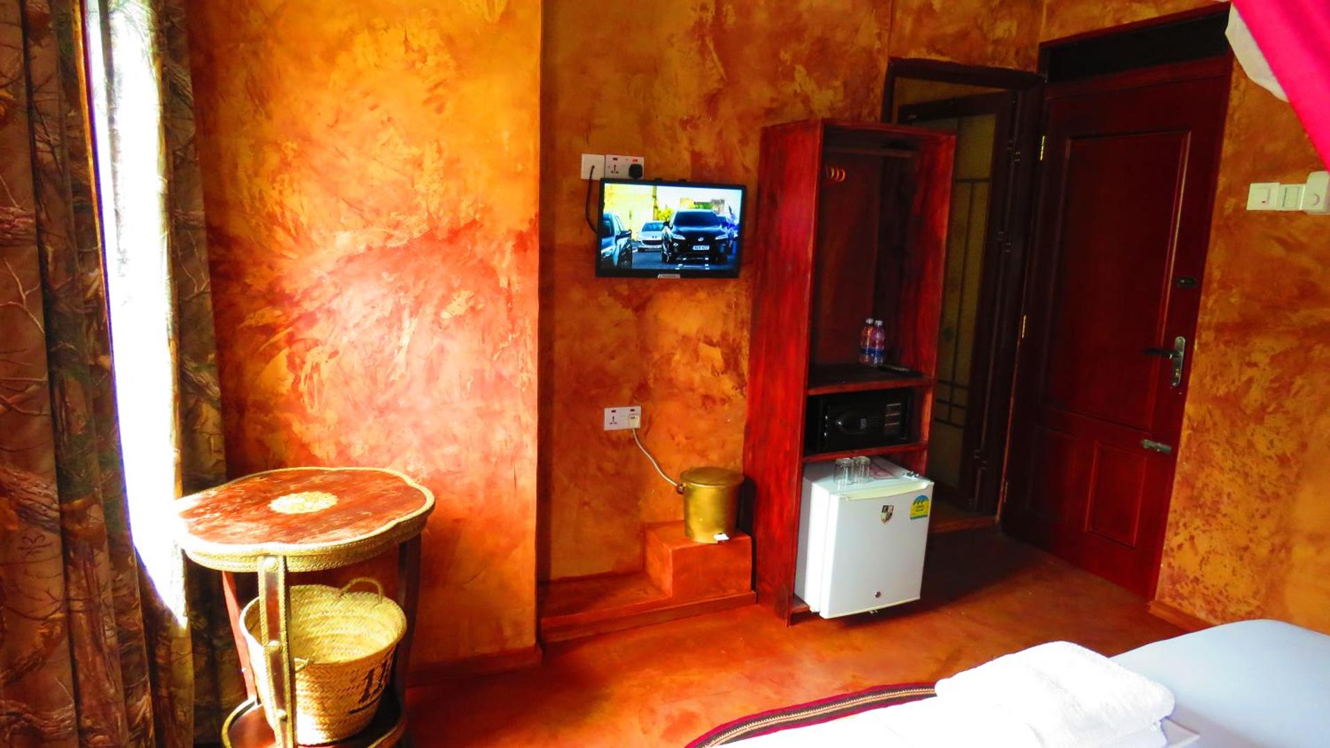 Rumaisa Hotel