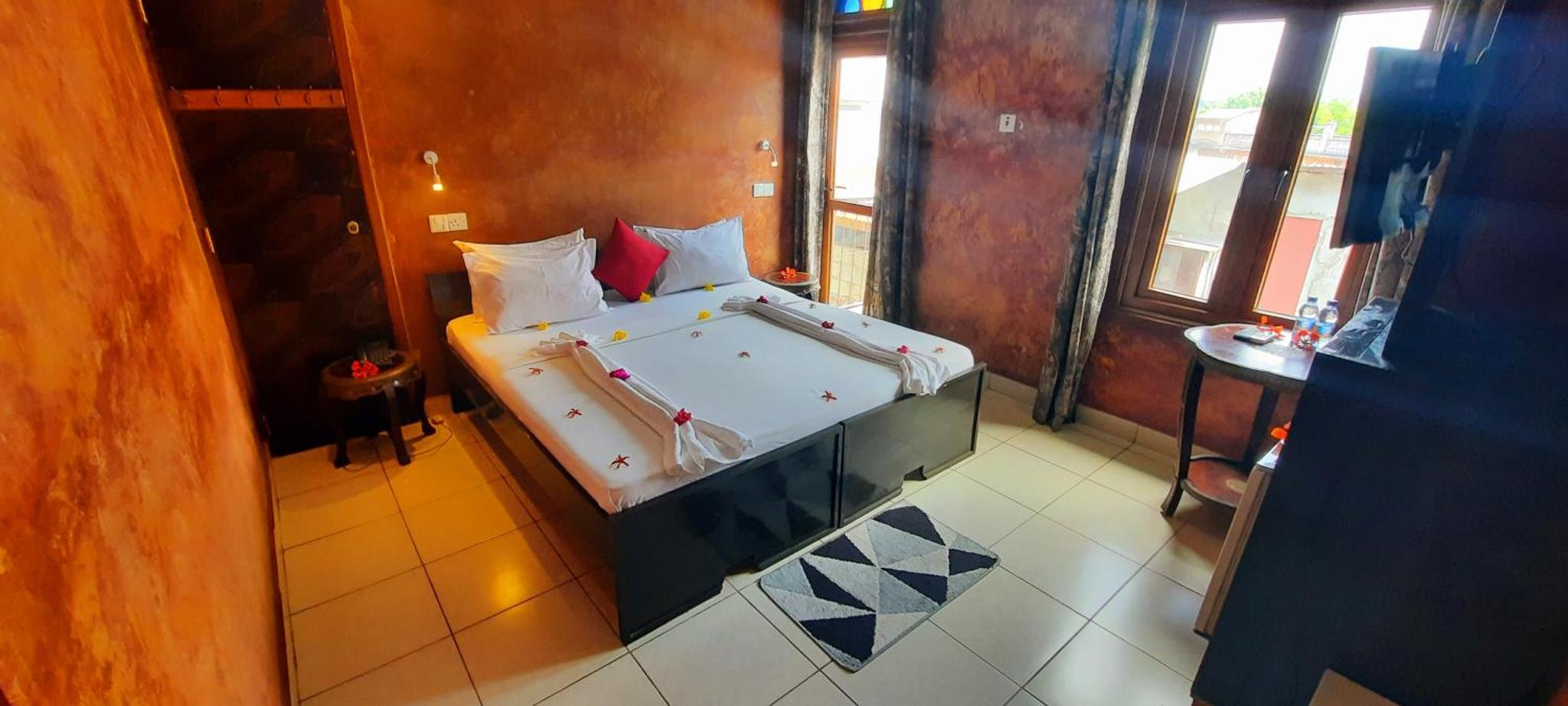 Rumaisa Hotel