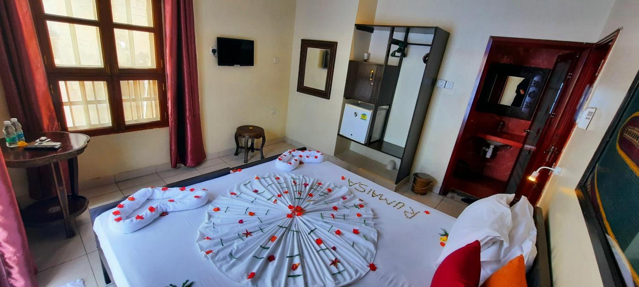 Rumaisa Hotel