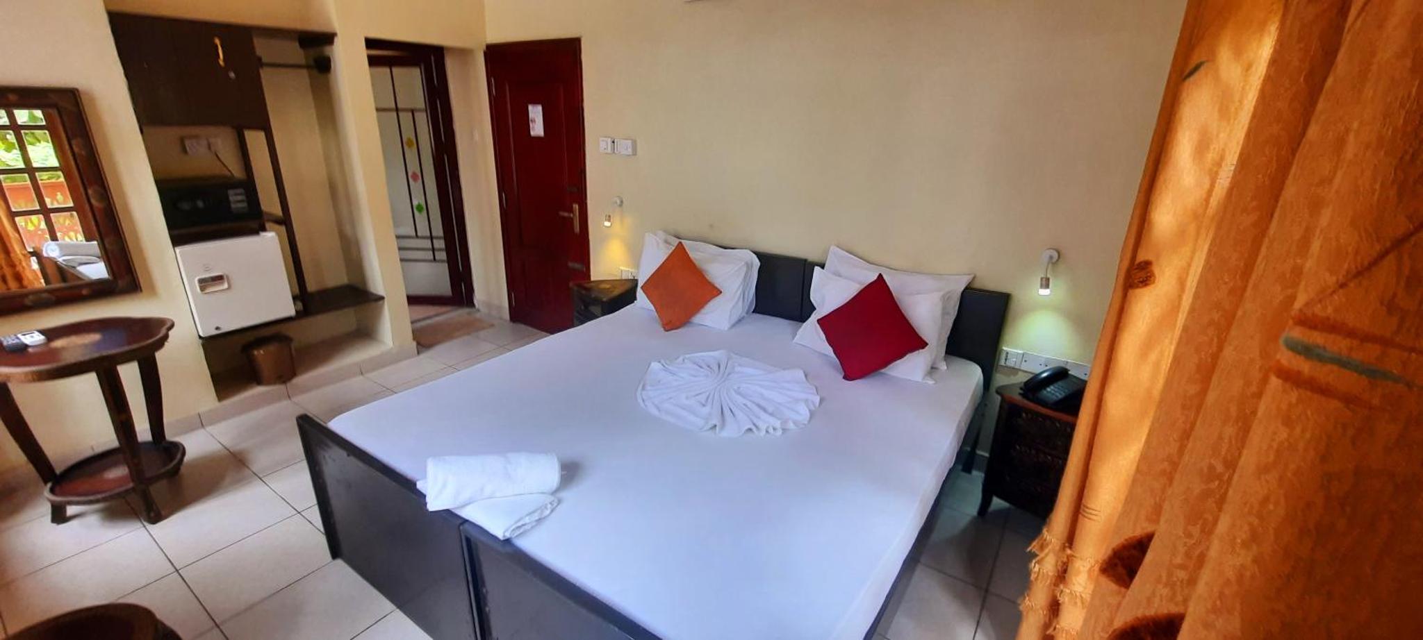 Rumaisa Hotel