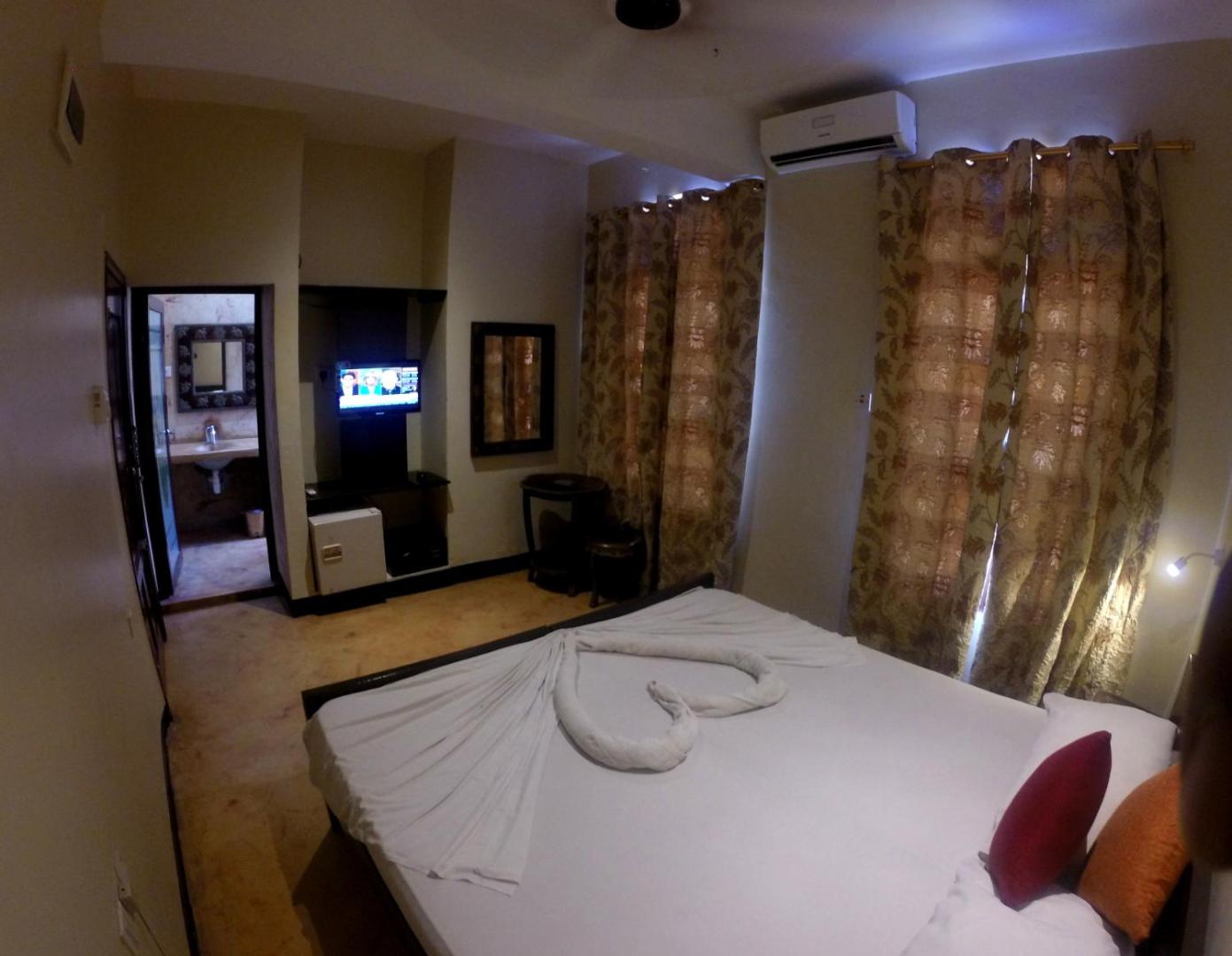 Rumaisa Hotel