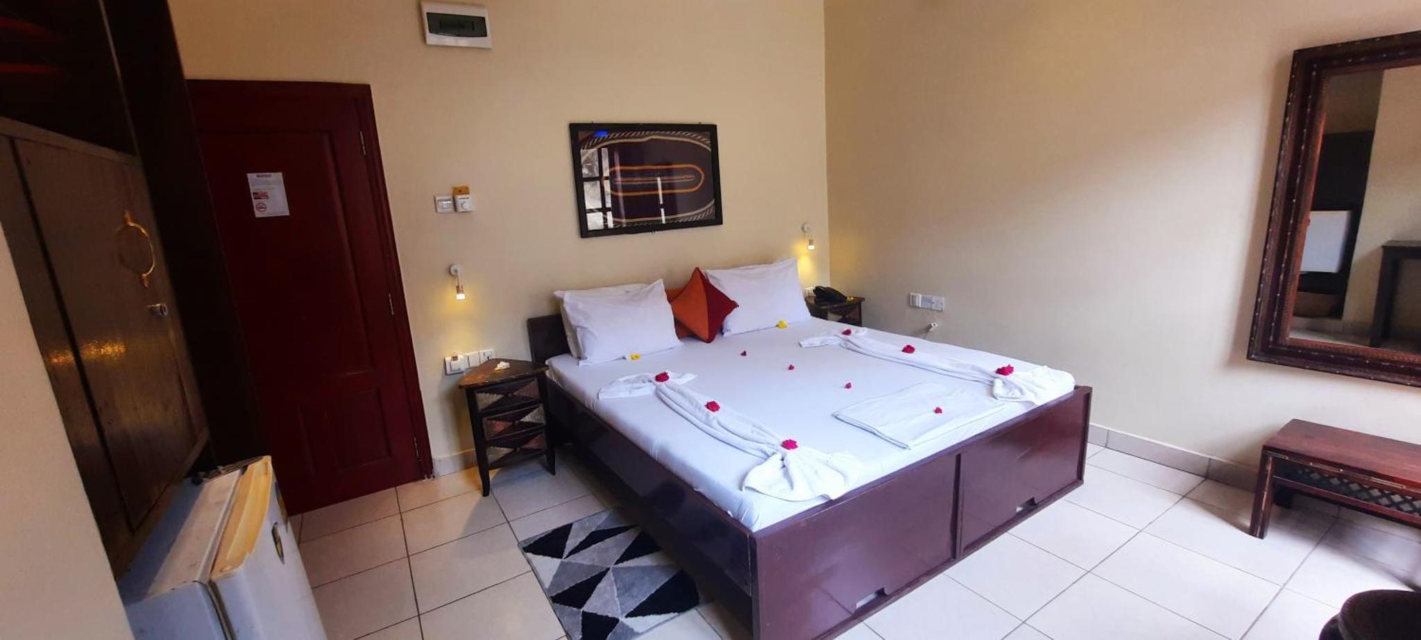 Rumaisa Hotel