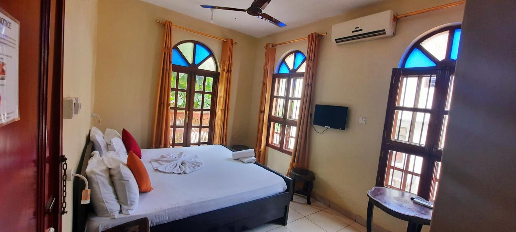 Rumaisa Hotel