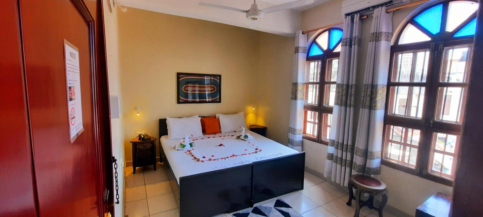Rumaisa Hotel