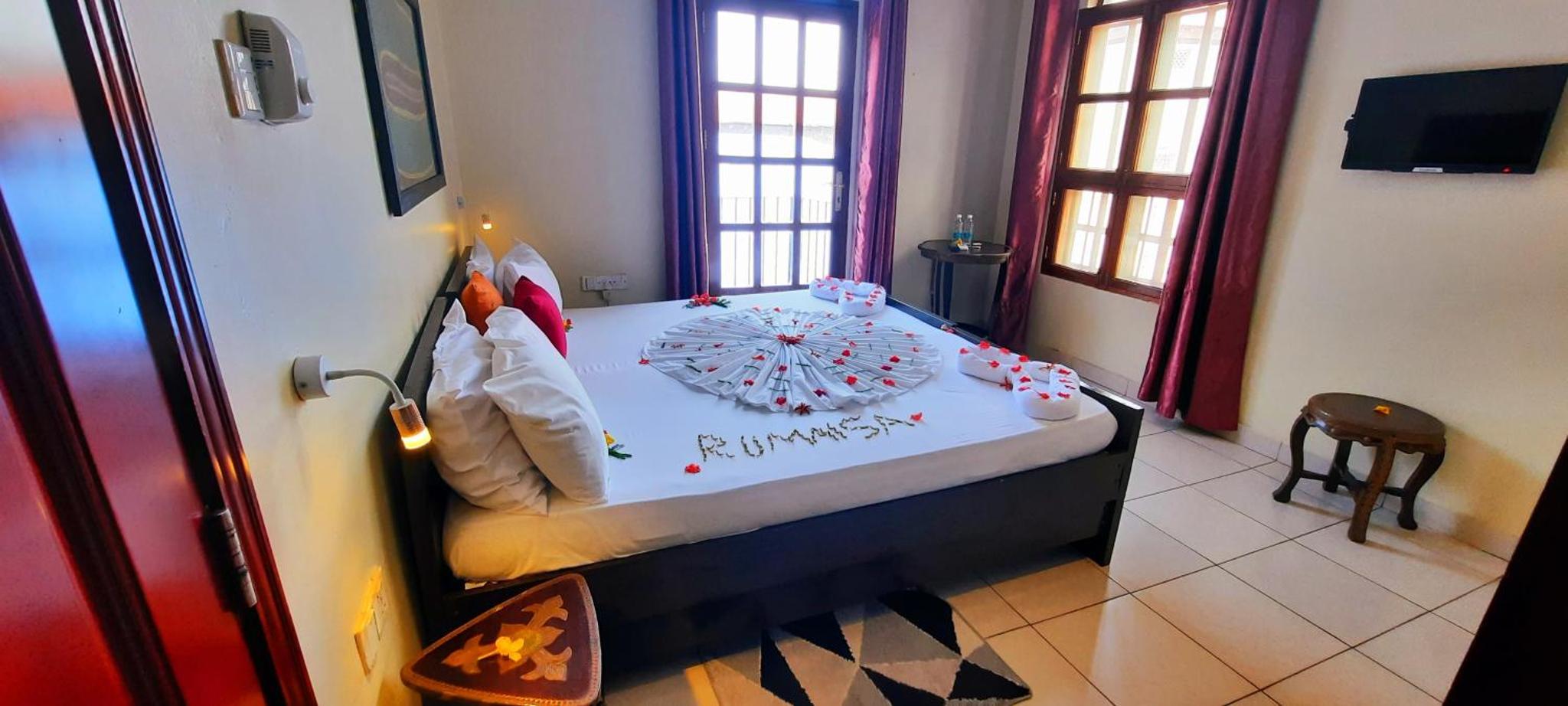 Rumaisa Hotel