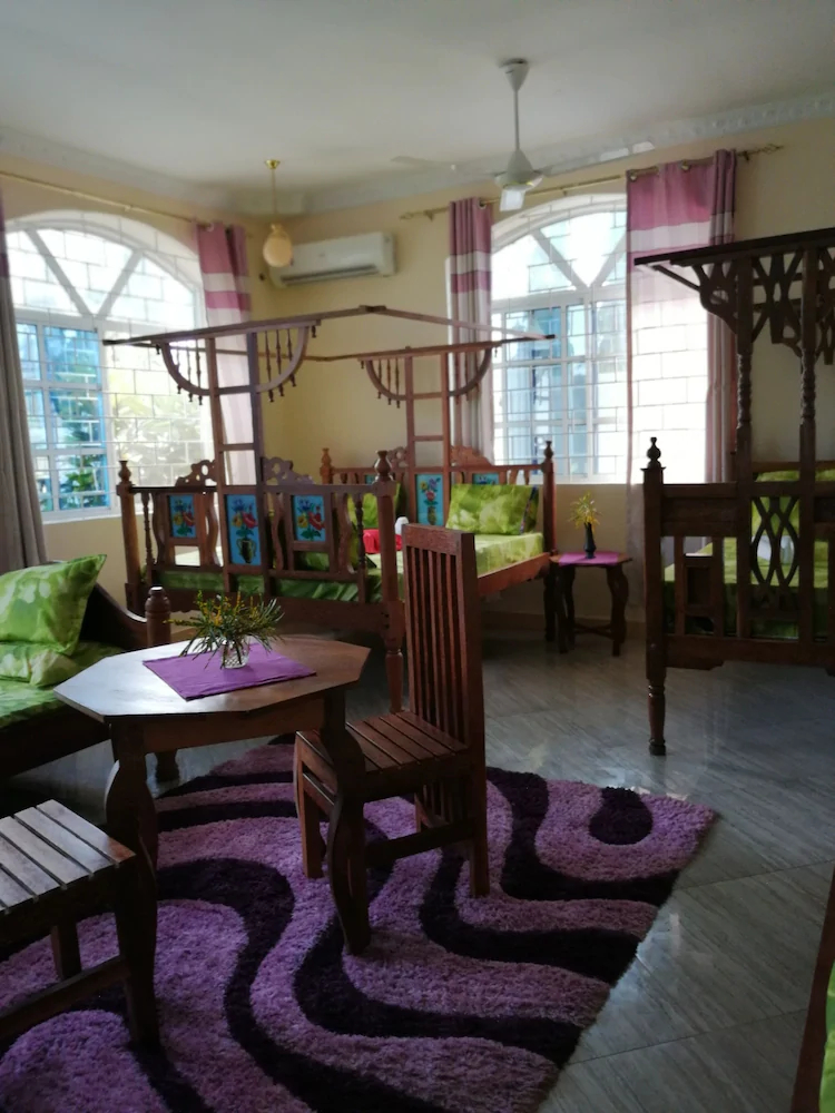 Salhiya Lodge - Hostel