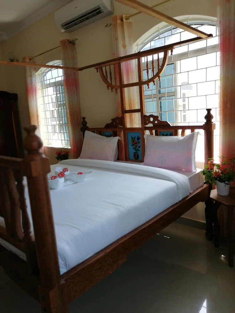 Salhiya Lodge - Hostel