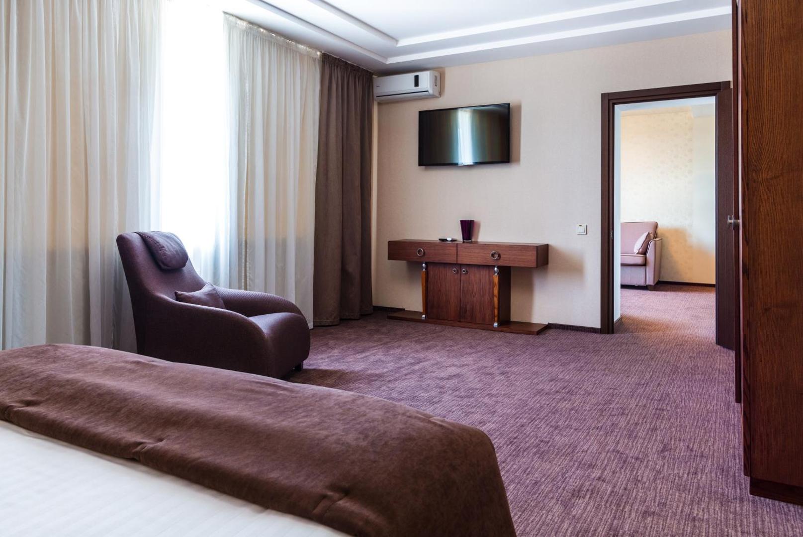 Zagrava Hotel