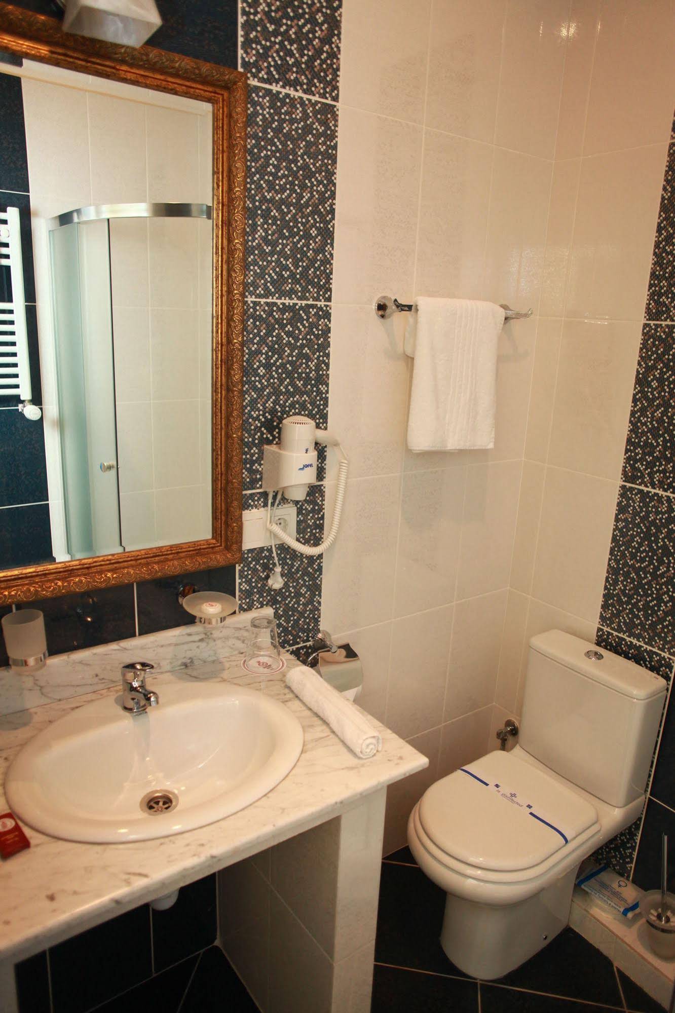 Fontush Boutique Hotel