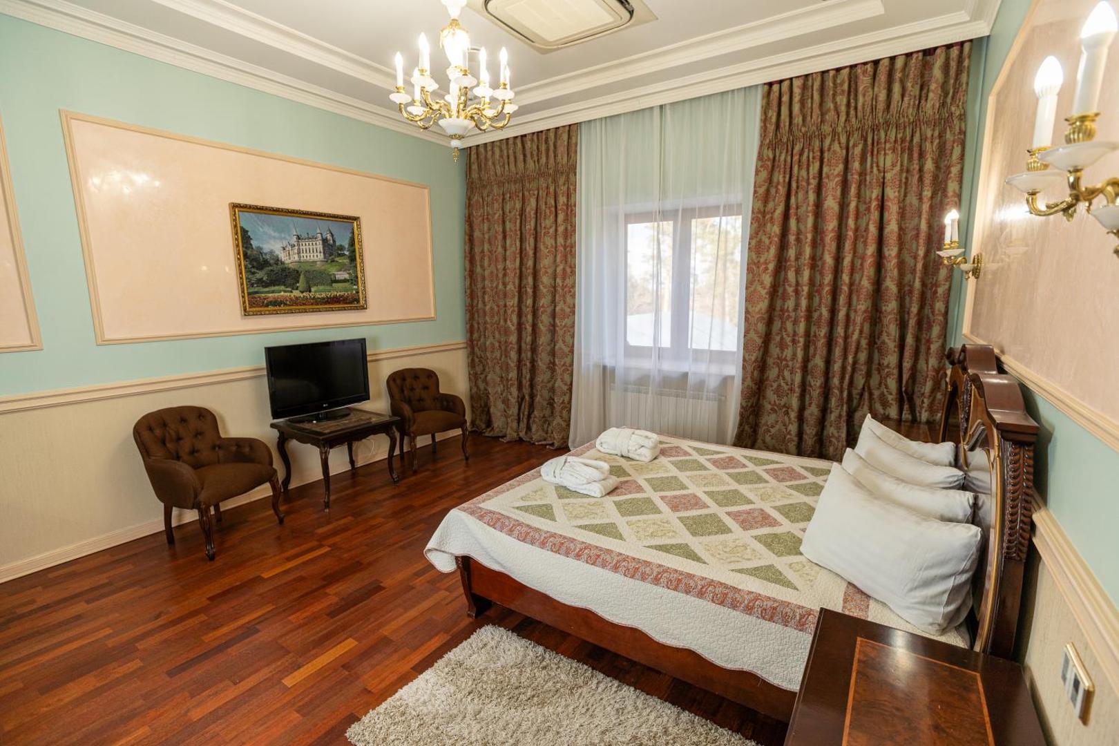 Guest House 1812