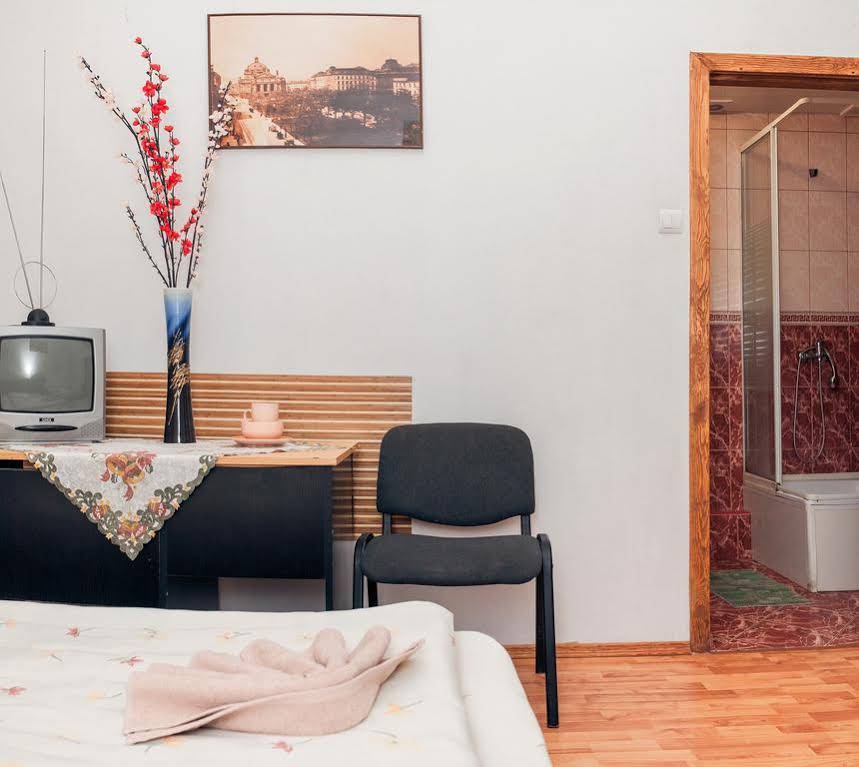 Apple Hostel