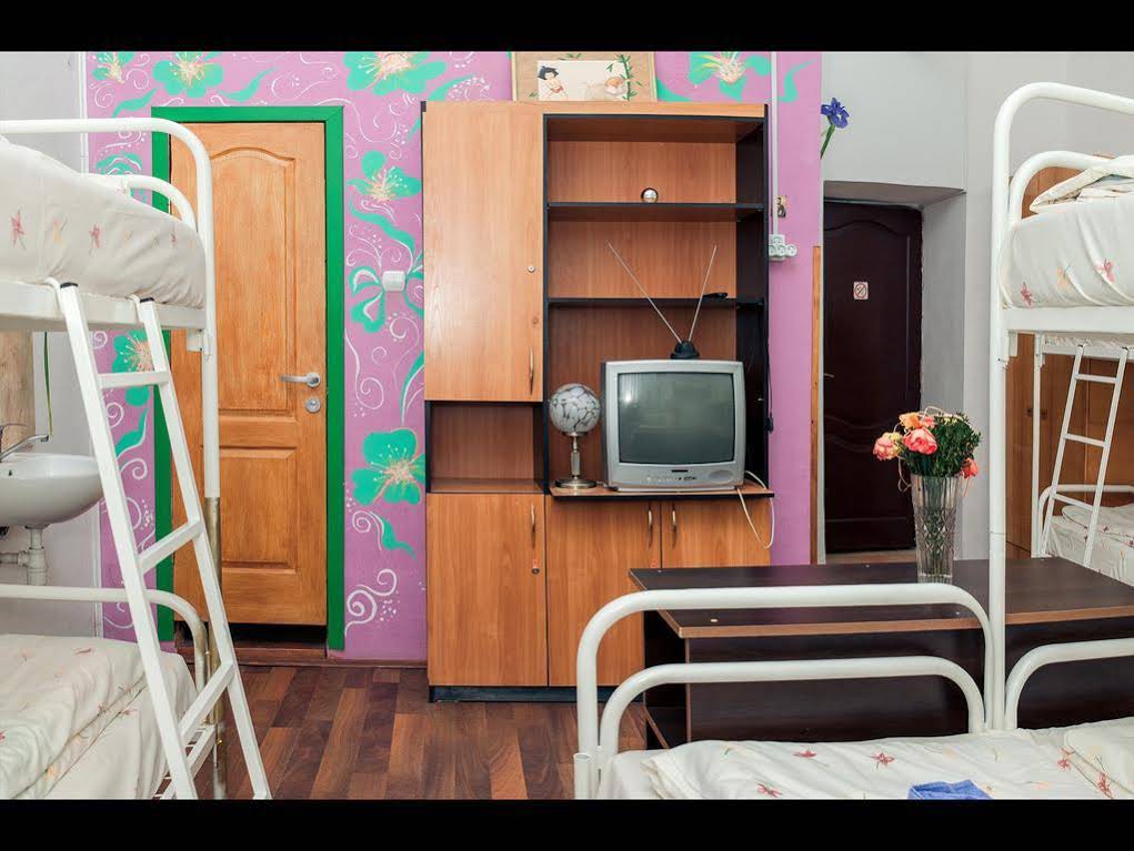 Apple Hostel