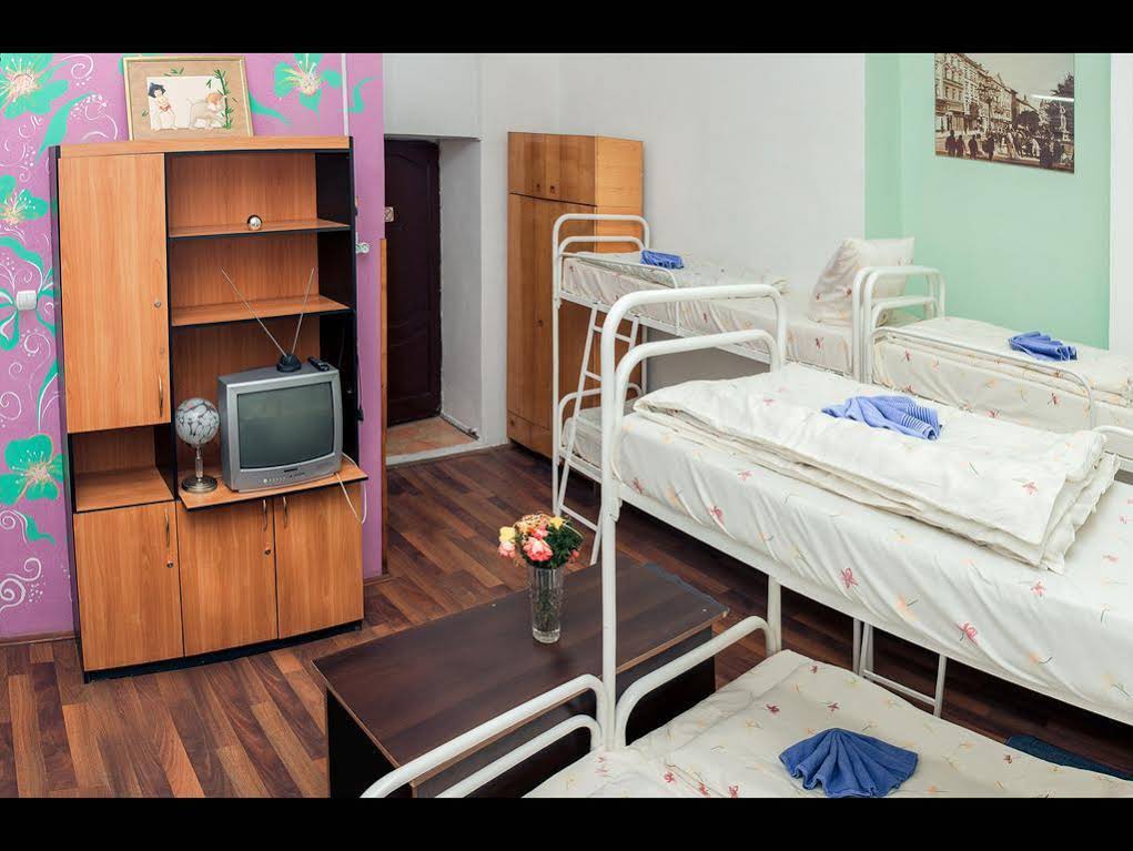 Apple Hostel