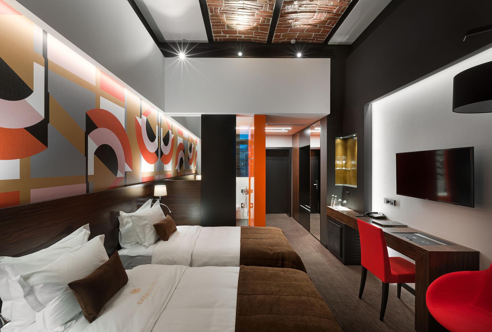 Bank Hotel