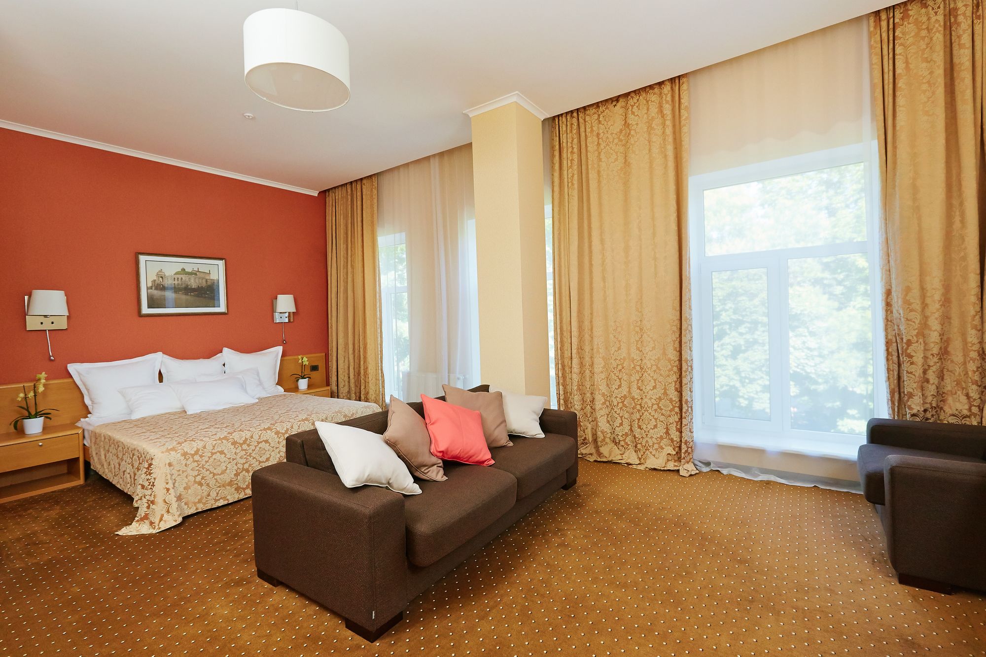 Alexandrovskiy Hotel