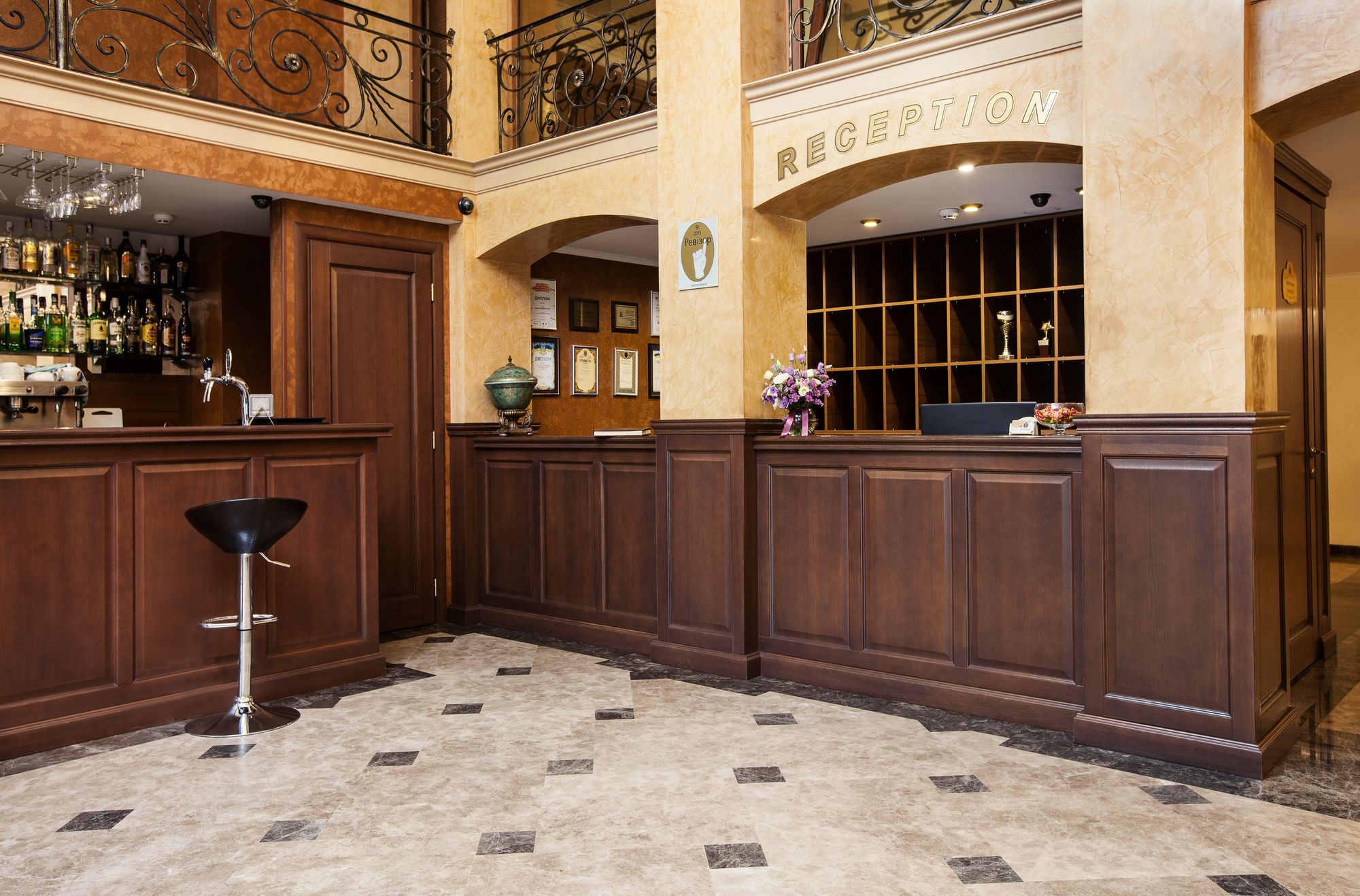 Alexandrovskiy Hotel