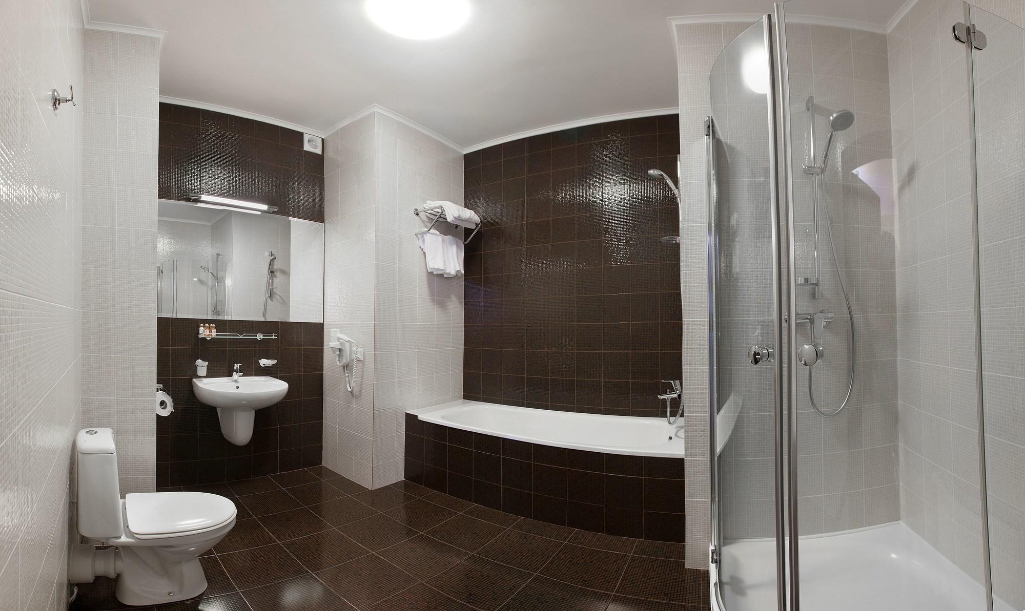 Alexandrovskiy Hotel