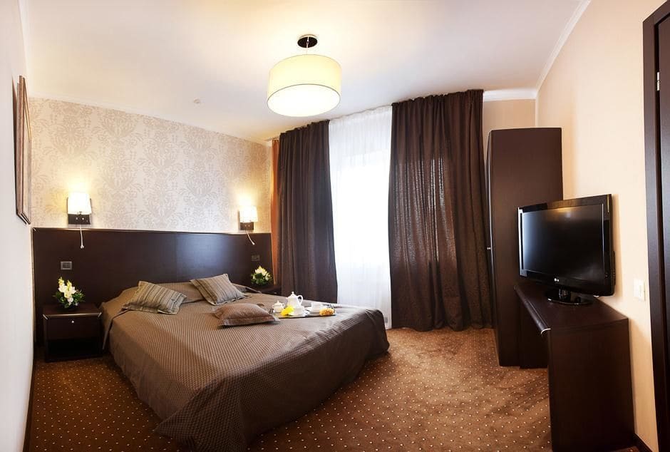 Alexandrovskiy Hotel