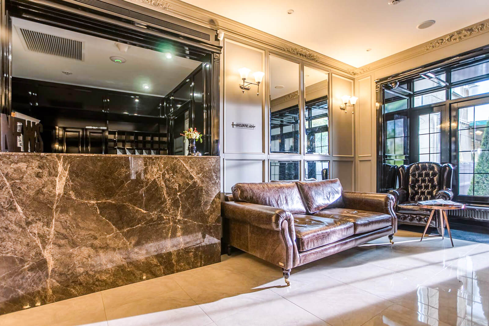 Wall Street Hotel