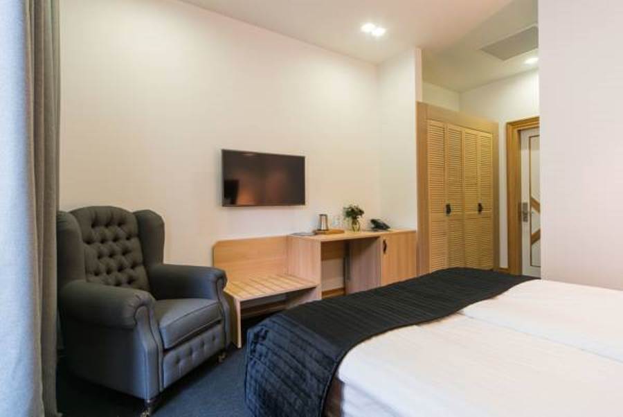 Wall Street Hotel