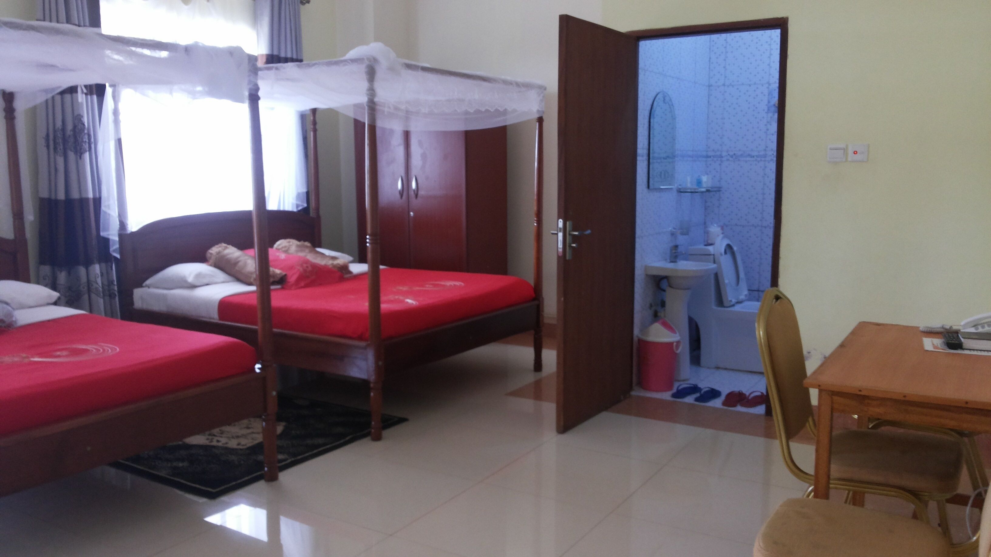Rosevilla Hotel