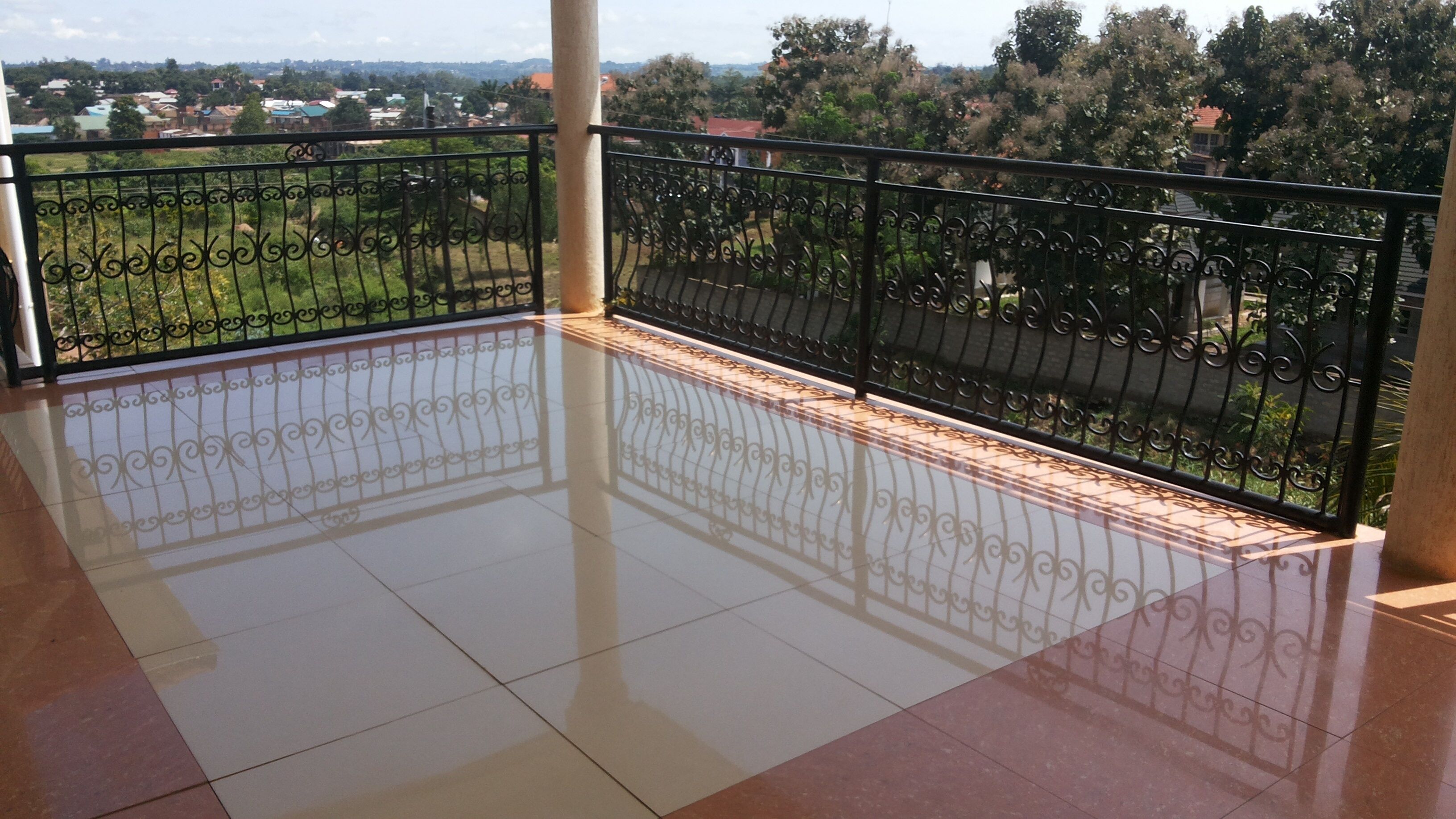 Rosevilla Hotel